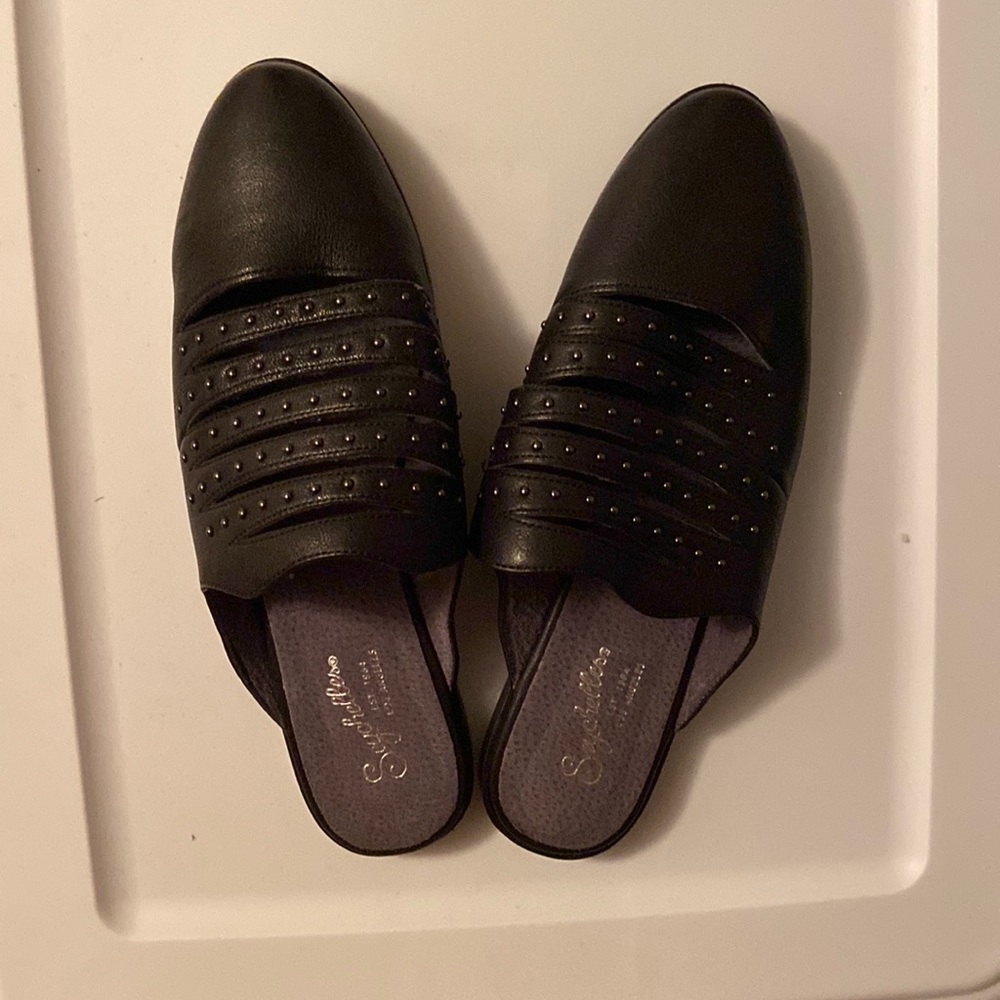 Seychelles Black Stuffed Mules